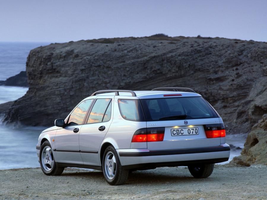  Saab 9-5 Wagon 1998 года  (фото 29 из 35)